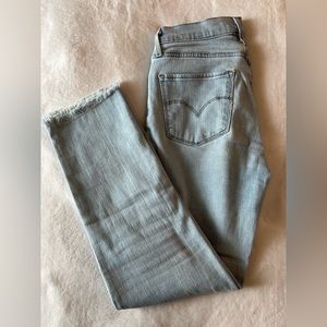 Levis 724 High Rise Straight Crop Jeans